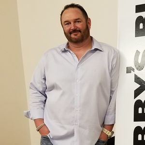 Meet your Posher, Mark